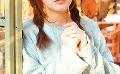 办公室扒开奶罩揉吮奶头A片口述